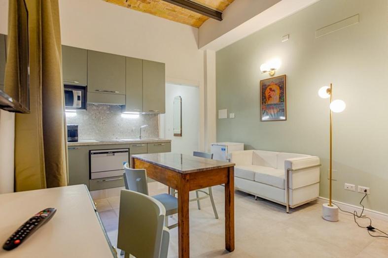 Villino Mari Camere Con Parcheggio Privato Gratuito Ascoli Piceno Exterior photo
